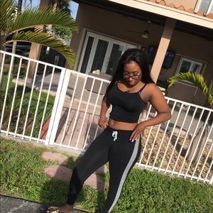 Meet your Posher, Alexia